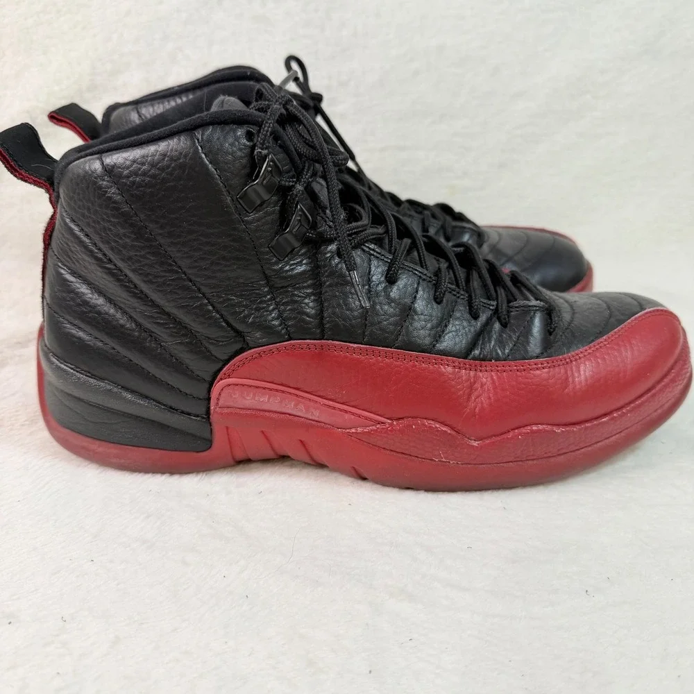 Air Jordan 12 Retro Flu Game 2016 Black Varsity Red 130690-002 Mens 10 - Picture 2 of 7